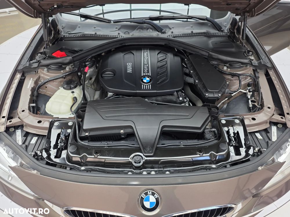 BMW Seria 3 320d xDrive Modern Line - 17