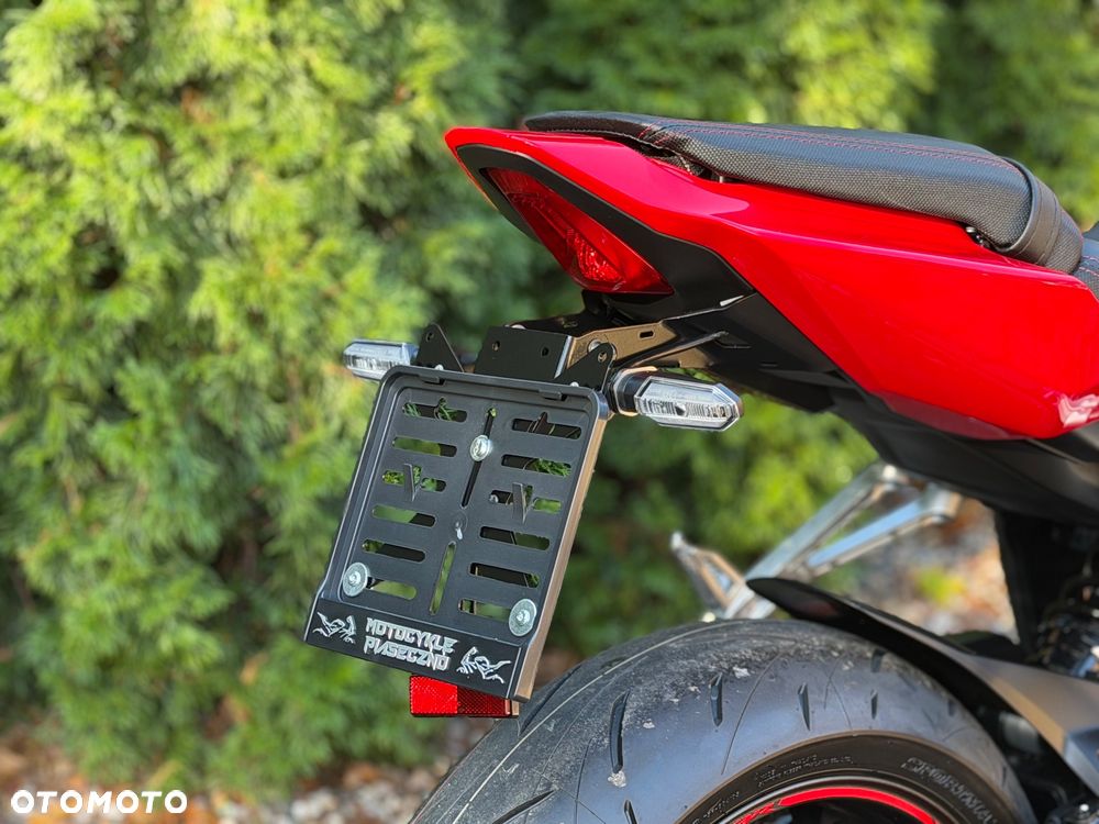 Honda CBR - 23