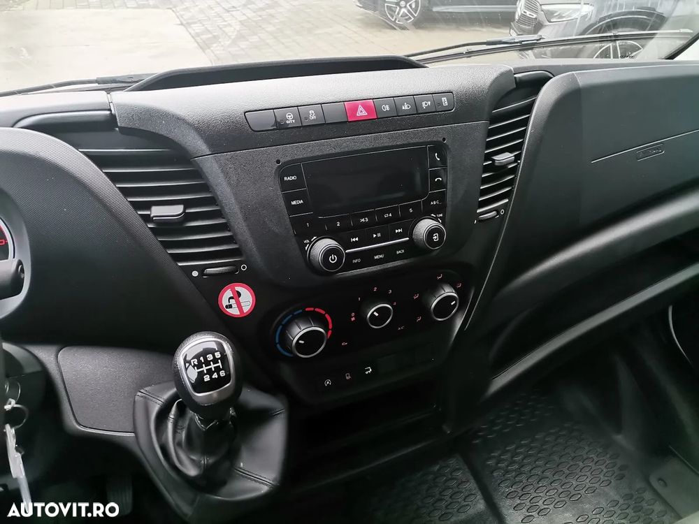 Iveco Daily 35C16 BOX cu lift - 13