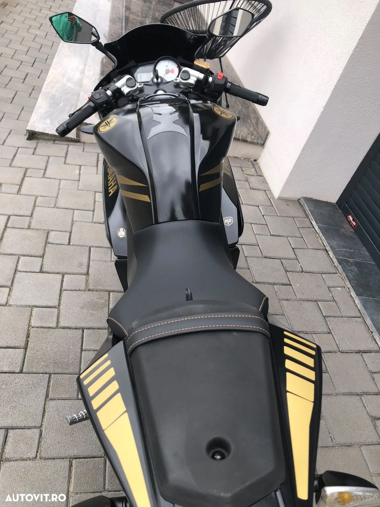 Yamaha YZF-R125 - 6