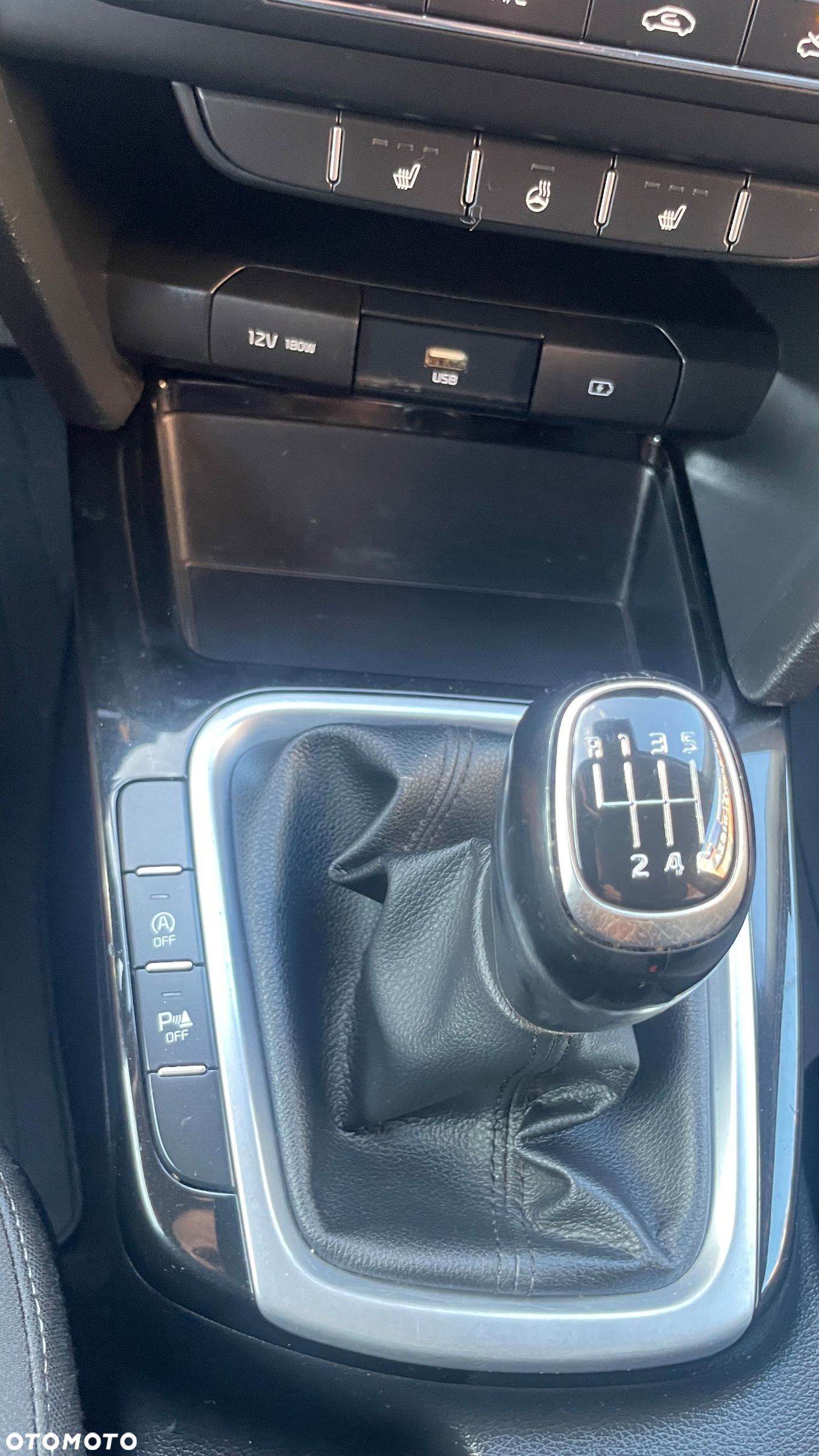 Kia Ceed 1.6 CRDi SCR M - 33