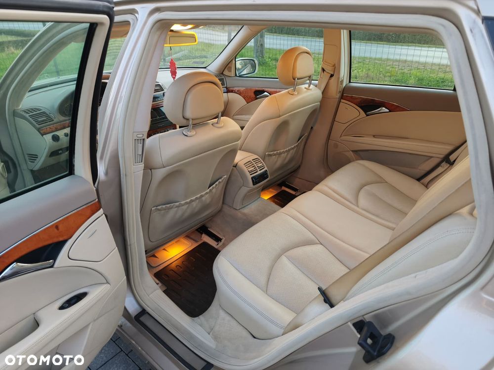 Mercedes-Benz Klasa E 200 Kompressor T Elegance - 13