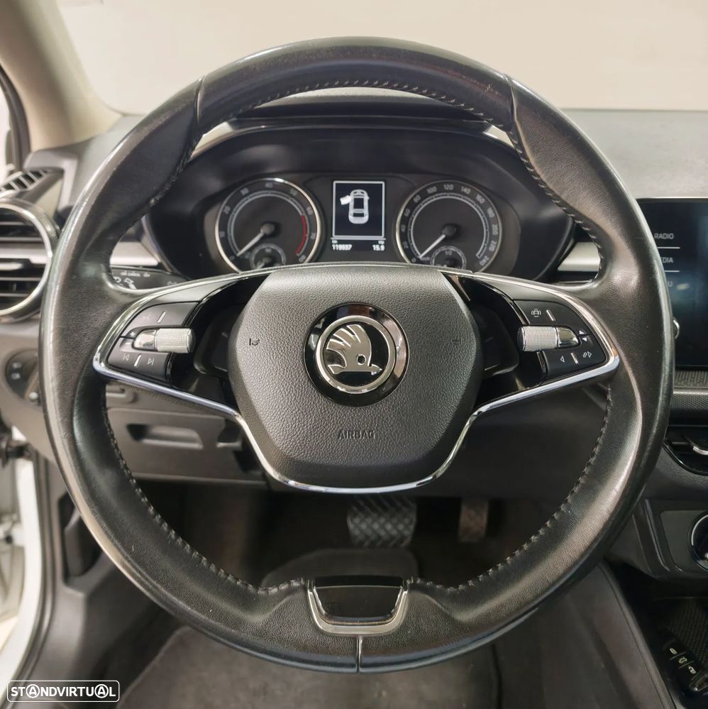 Skoda Fabia 1.0 TSI Ambition DSG - 7