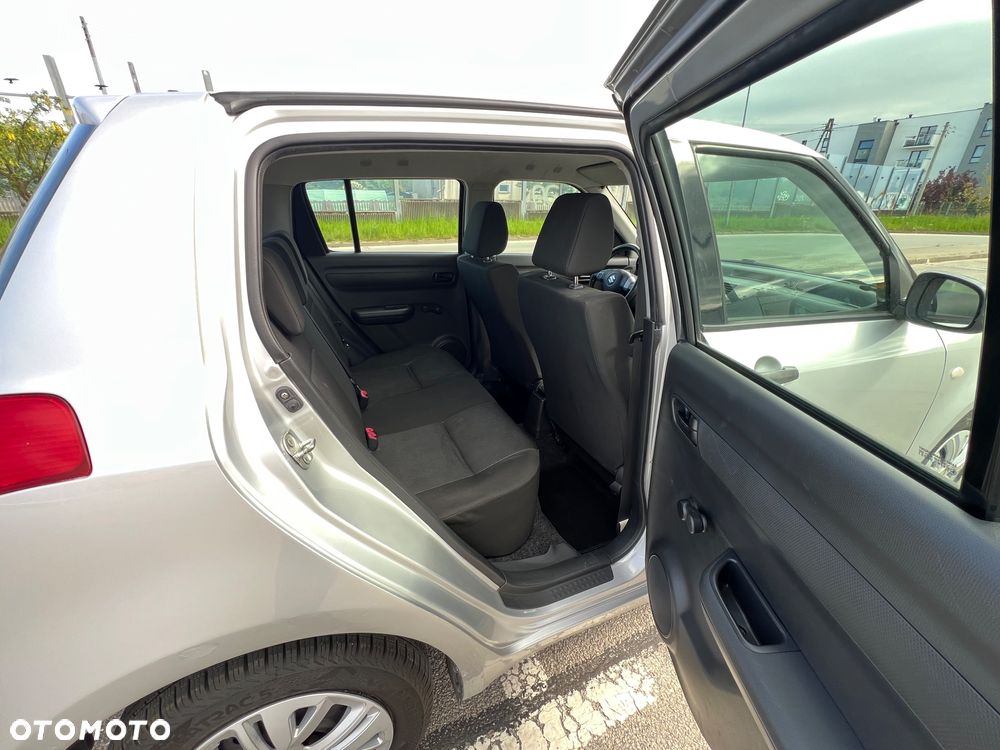 Suzuki Swift 1.3 Club - 17