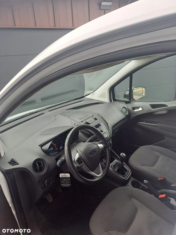 Ford Transit Courier - 3