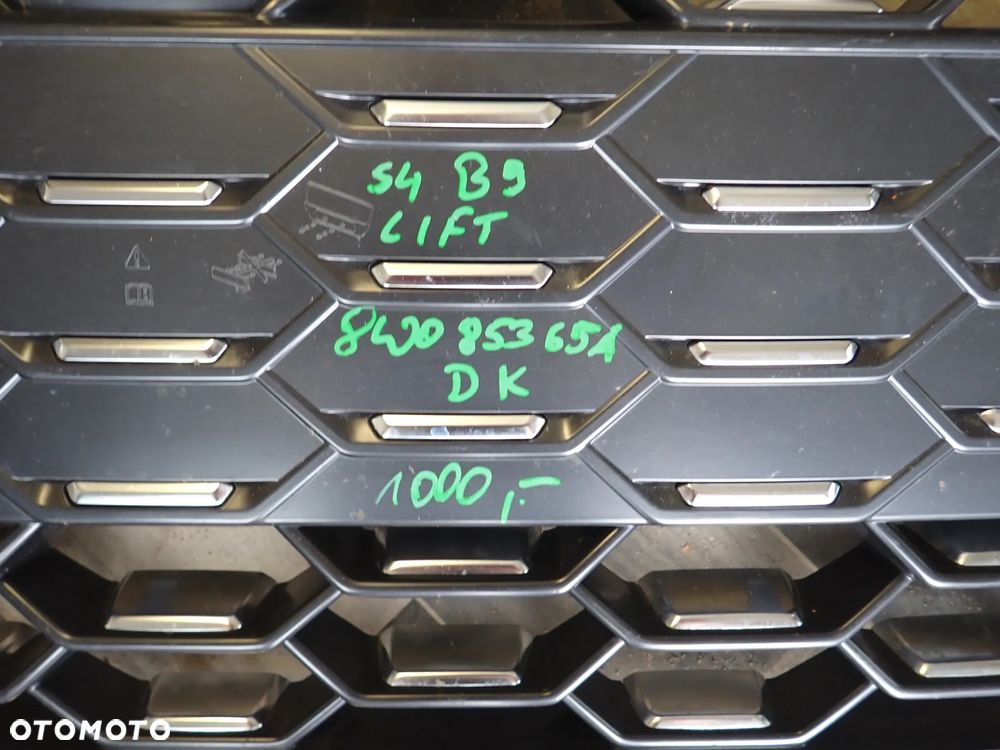 AUDI S4 B9 LIFT GRILL 8W0 853 651 DK - 4