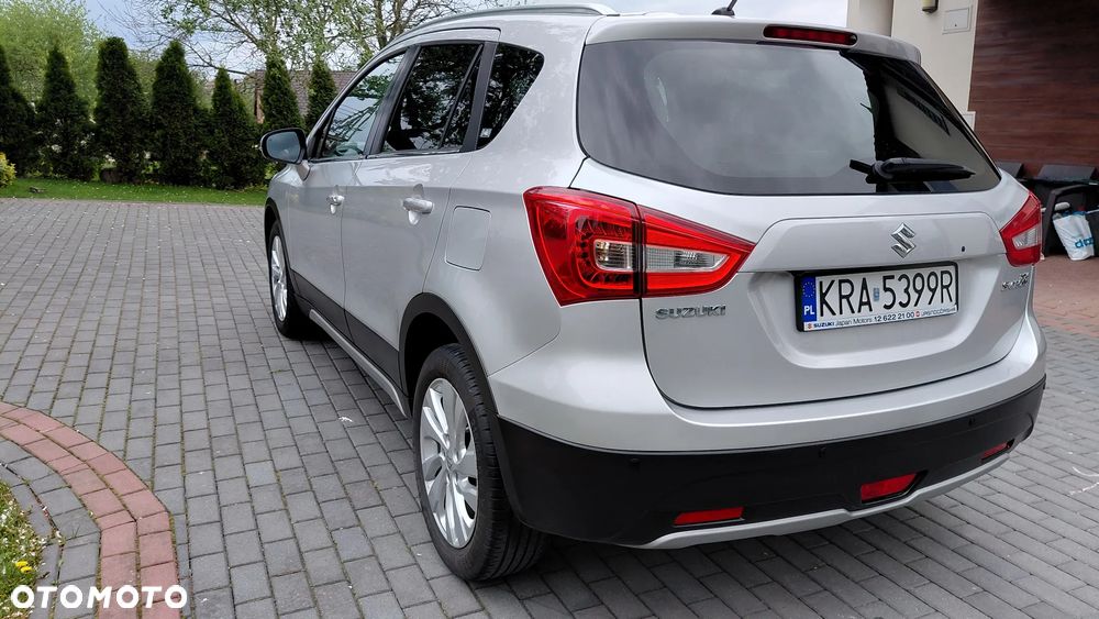 Suzuki SX4 S-Cross 1.0 T Premium - 3