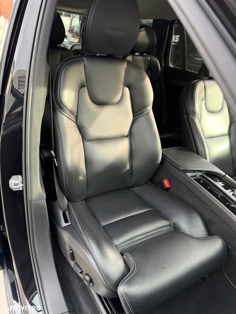 Volvo XC 90 D5 AWD Geartronic Inscription - 11