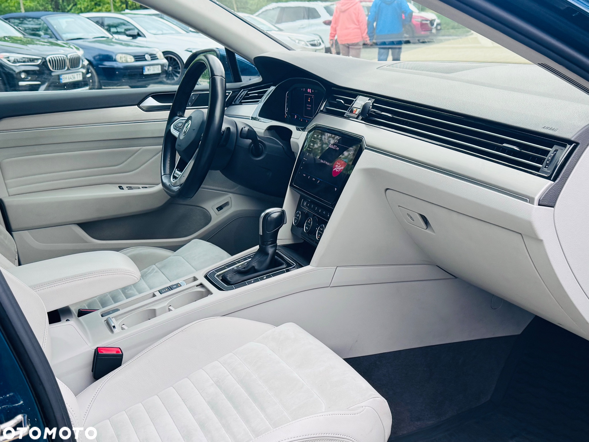 Volkswagen Passat 2.0 TDI Bi-Turbo BMT 4Mot Highline DSG - 30