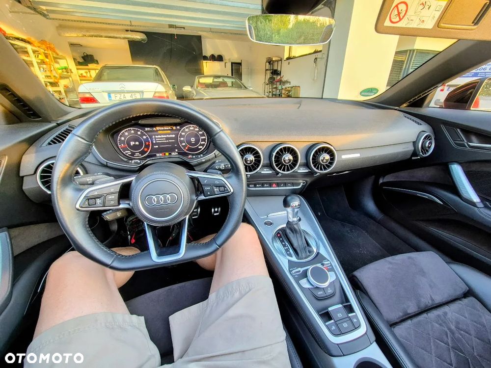 Audi TT RS Roadster - 10