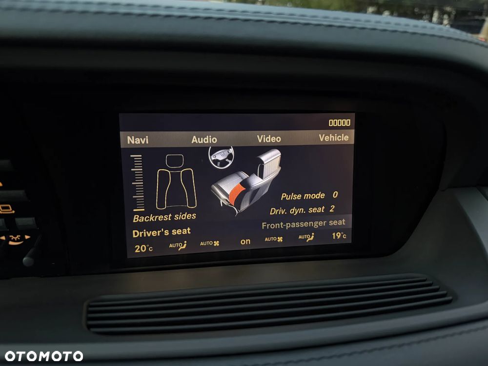 Mercedes-Benz CL 63 AMG 7G-TRONIC - 28