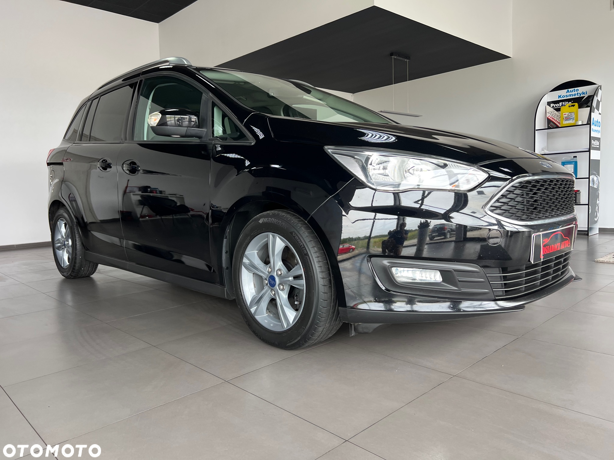 Ford Grand C-MAX - 8
