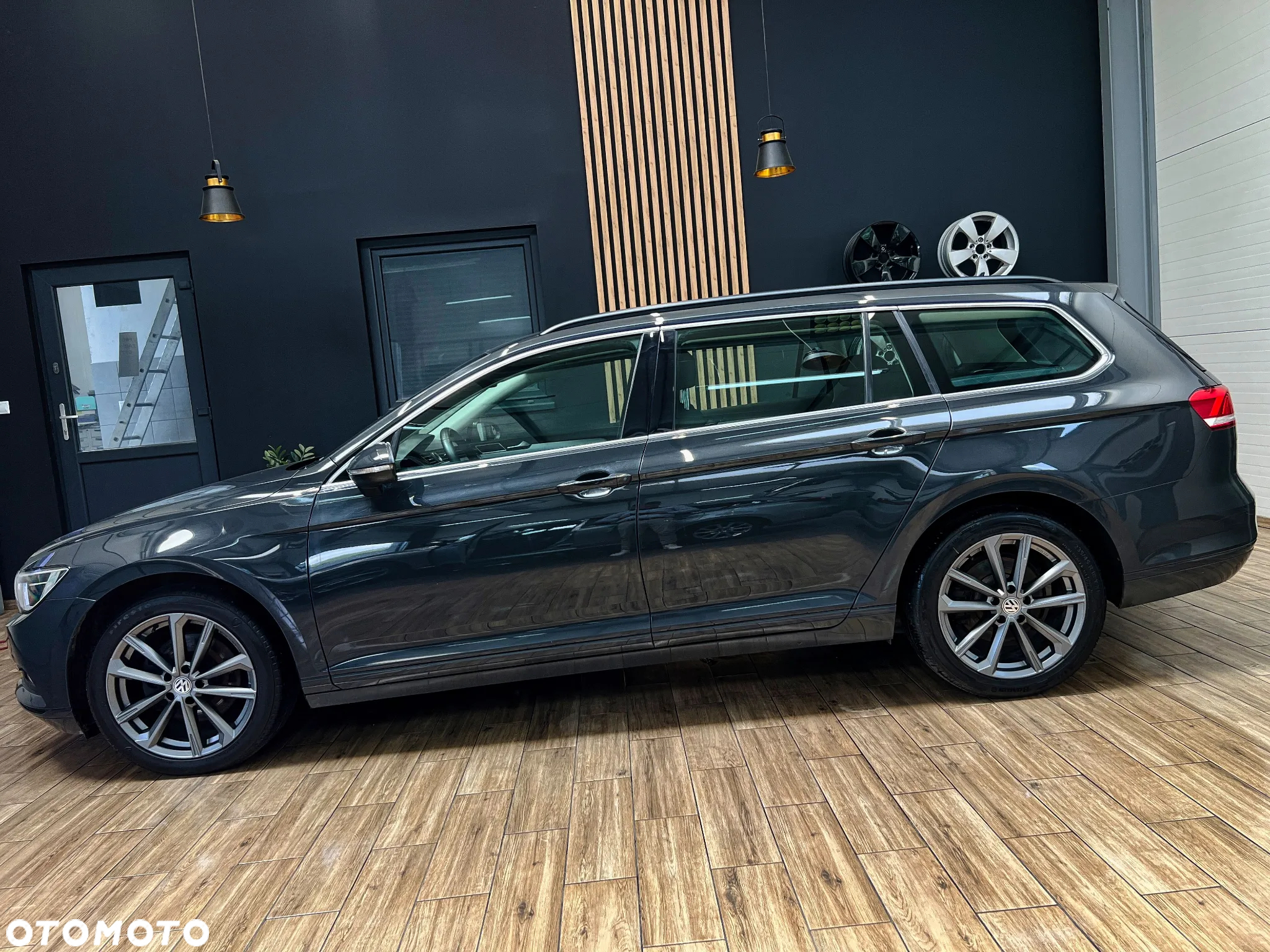 Volkswagen Passat 2.0 TDI Business DSG - 11