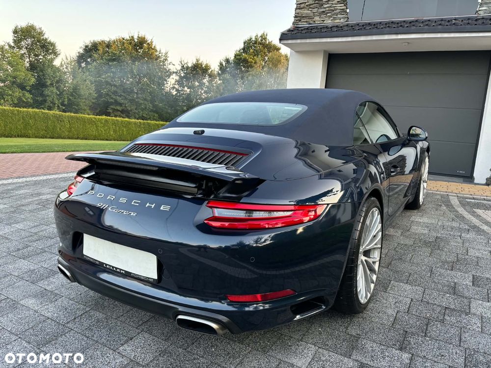 Porsche 911 Carrera - 13