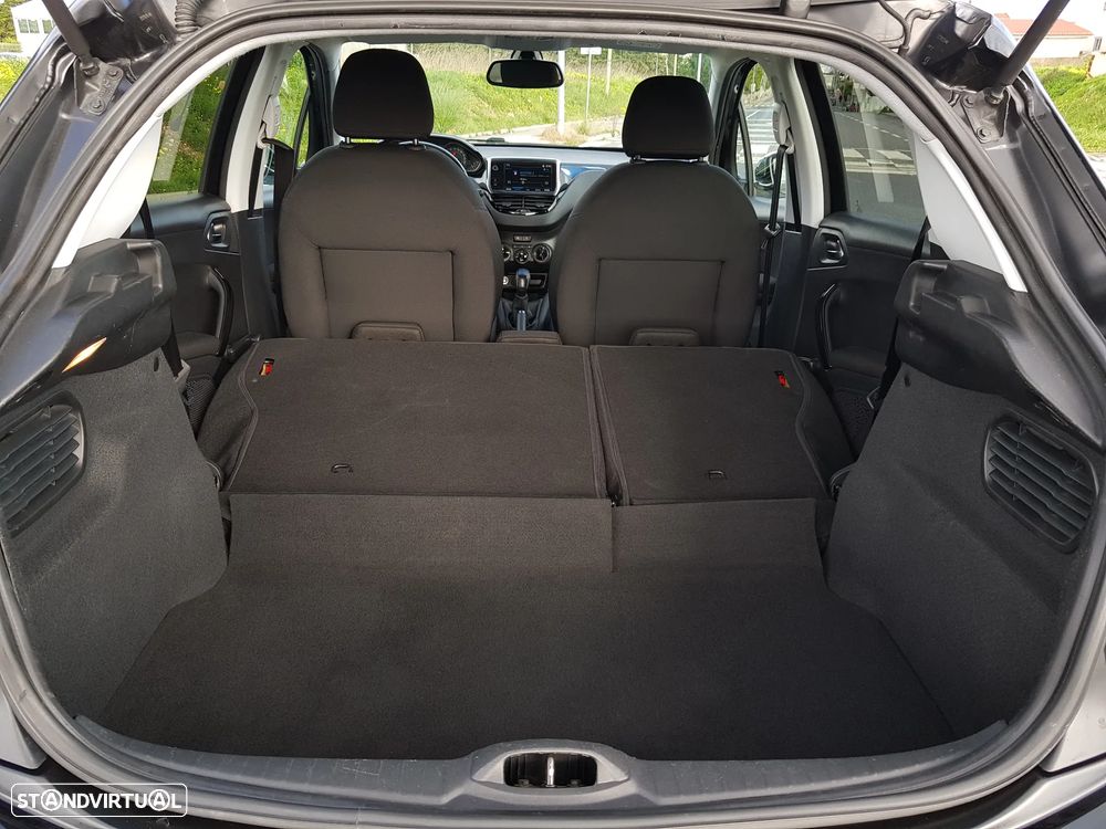 Peugeot 208 1.5 BlueHDi Signature - 51