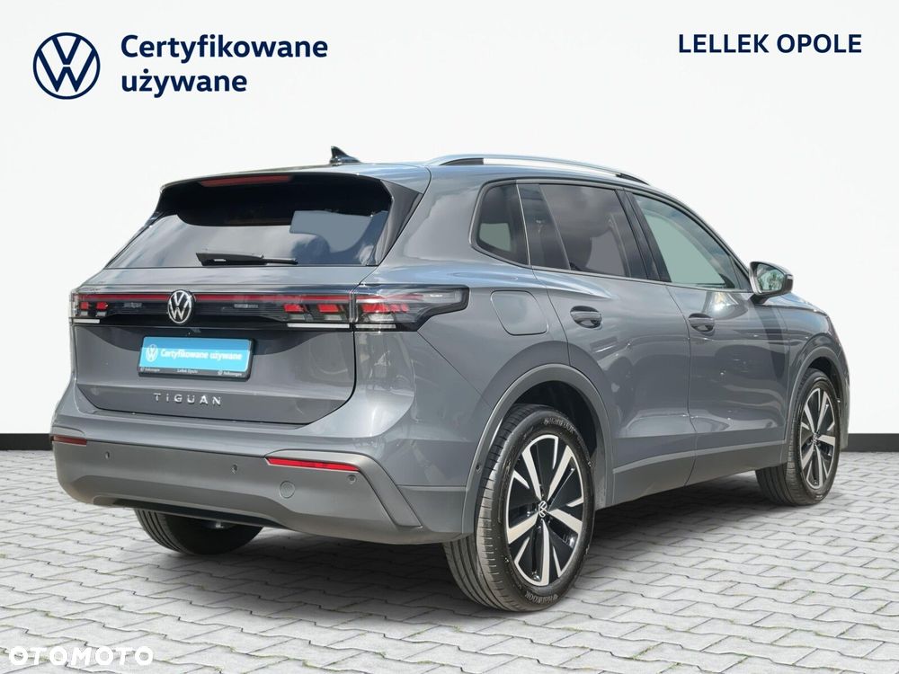 Volkswagen Tiguan - 7