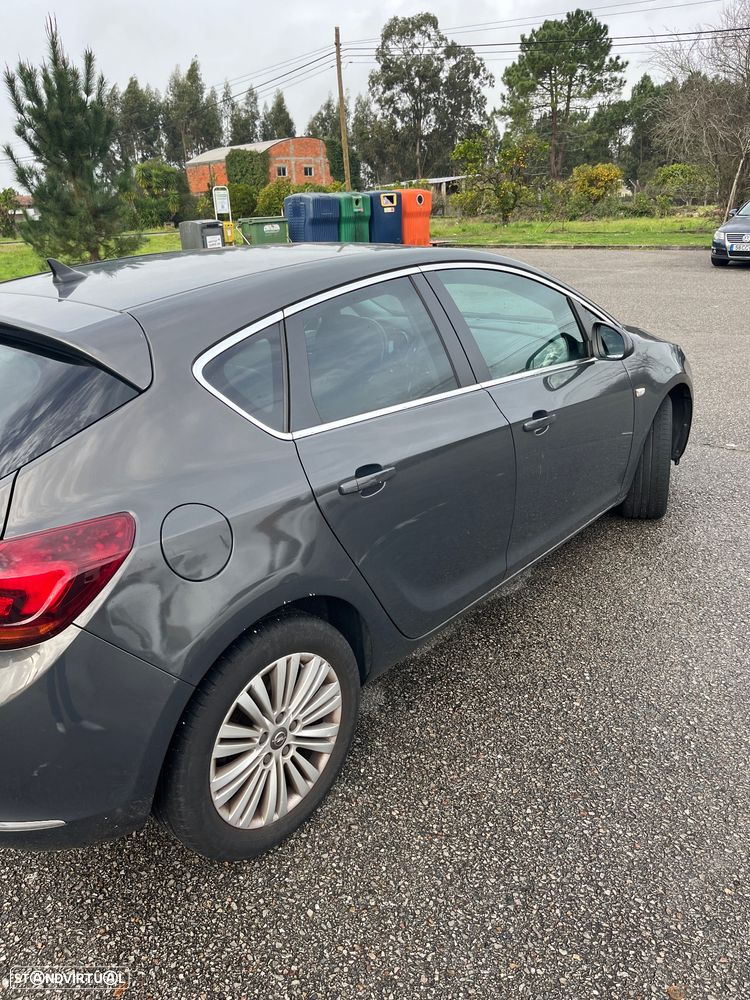 Opel Astra 1.6 CDTI Cosmo Start/Stop - 4