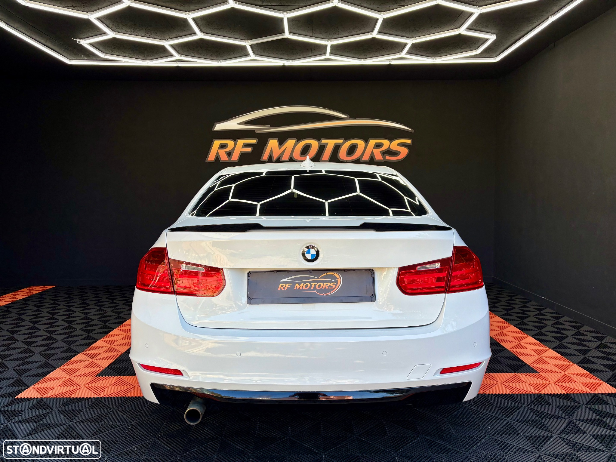 BMW 318 d Line Sport - 6