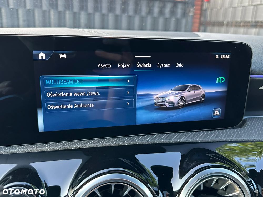 Mercedes-Benz Klasa A 35 AMG 4-Matic 8G-DCT - 36