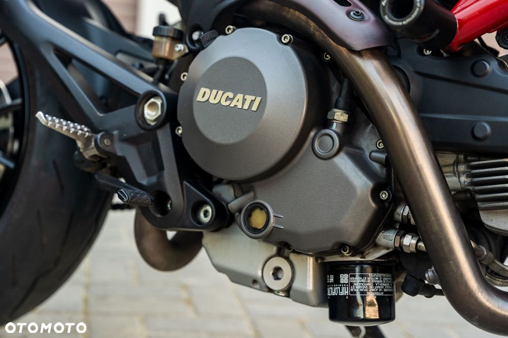 Ducati Monster - 23