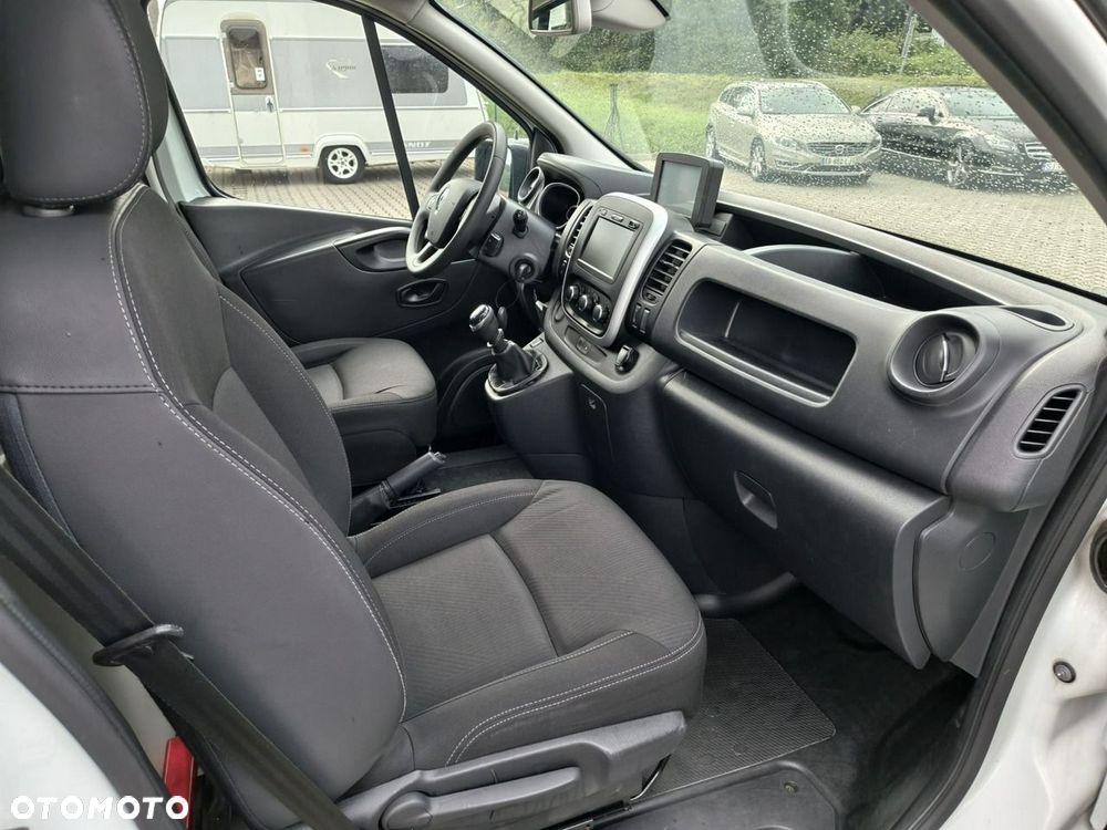 Renault Trafic - 13