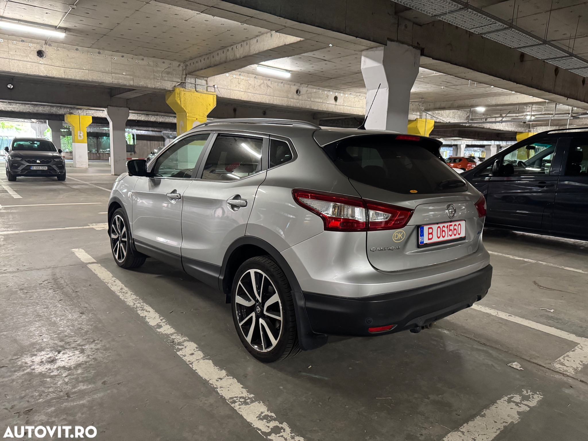 Nissan Qashqai 1.6 DCI Start/Stop X-TRONIC Tekna - 5