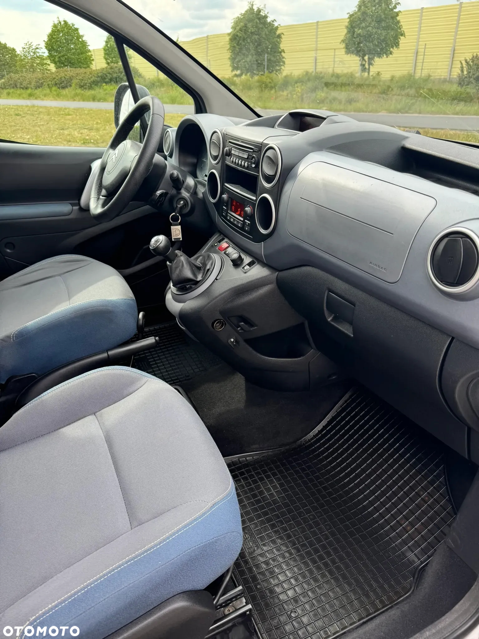 Citroën Berlingo II 1.6 HDi Multispace - 26