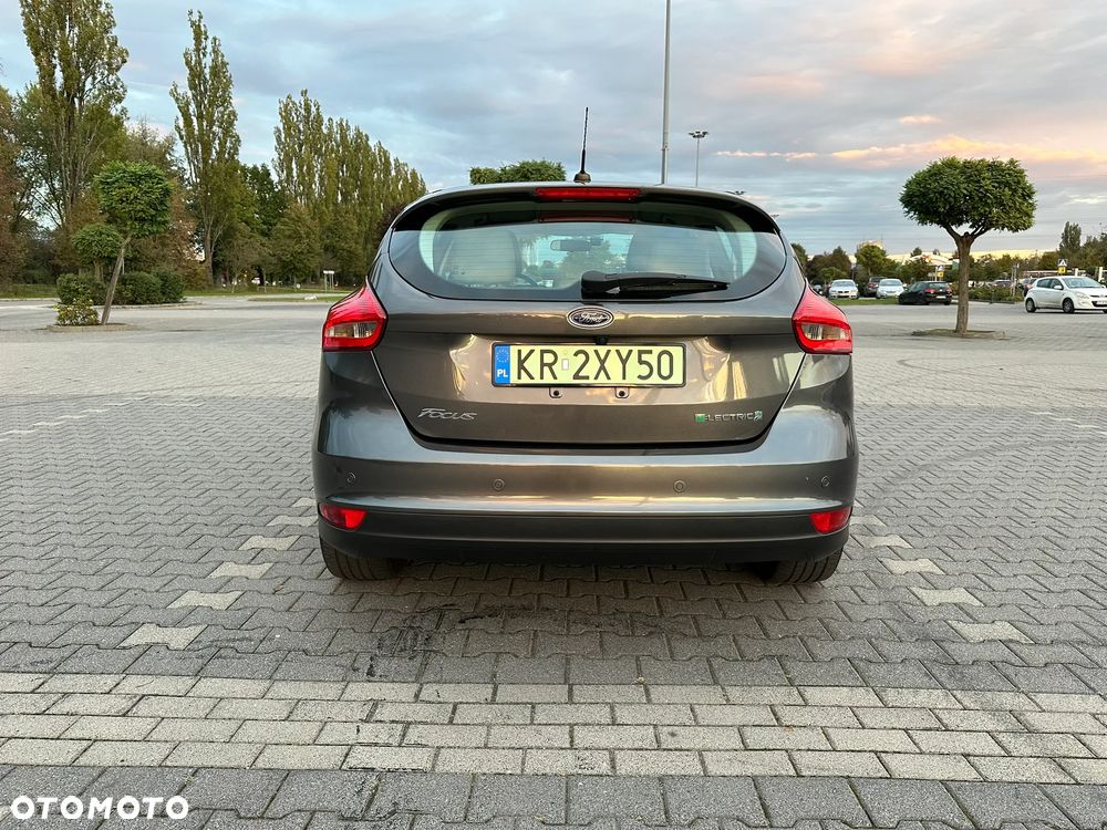 Ford Focus Electric - 11