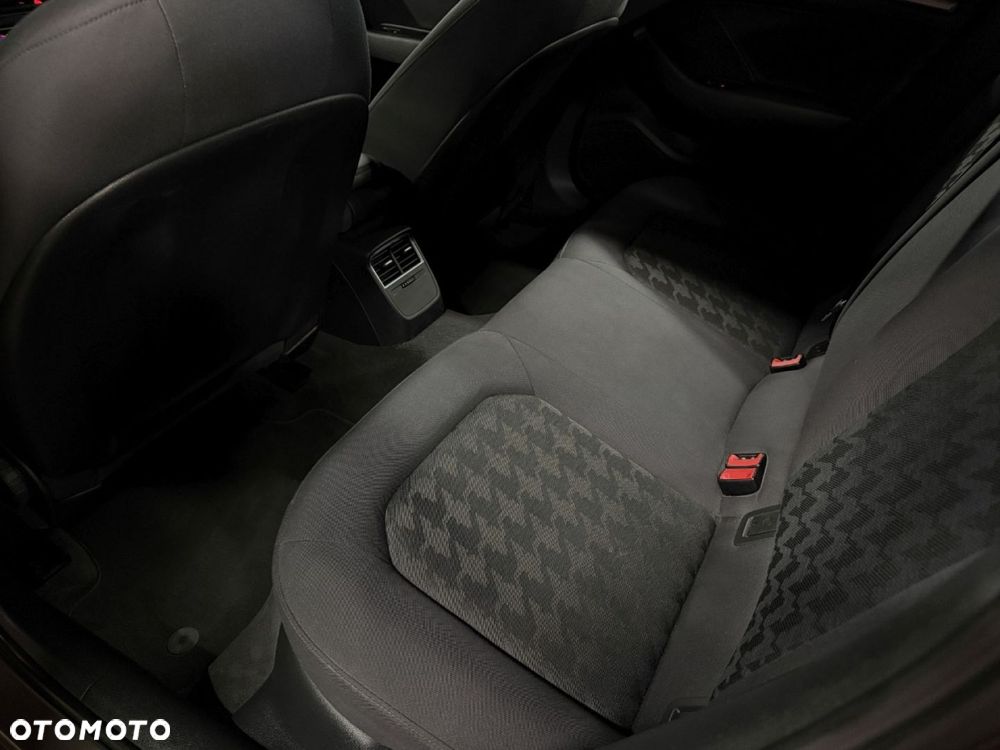 Audi A3 Limousine 1.4 TFSI CoD S tronic - 31