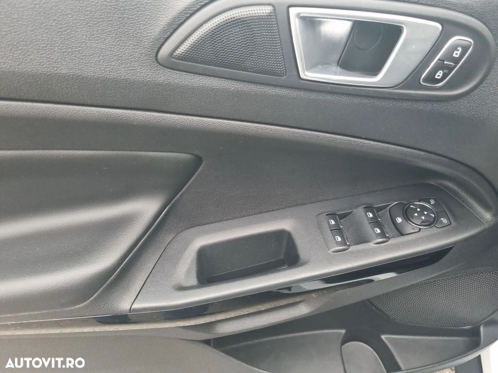 Ford EcoSport - 14