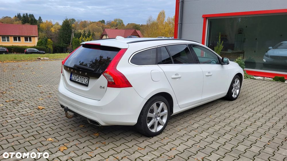 Volvo V60 D4 Drive-E Momentum - 7