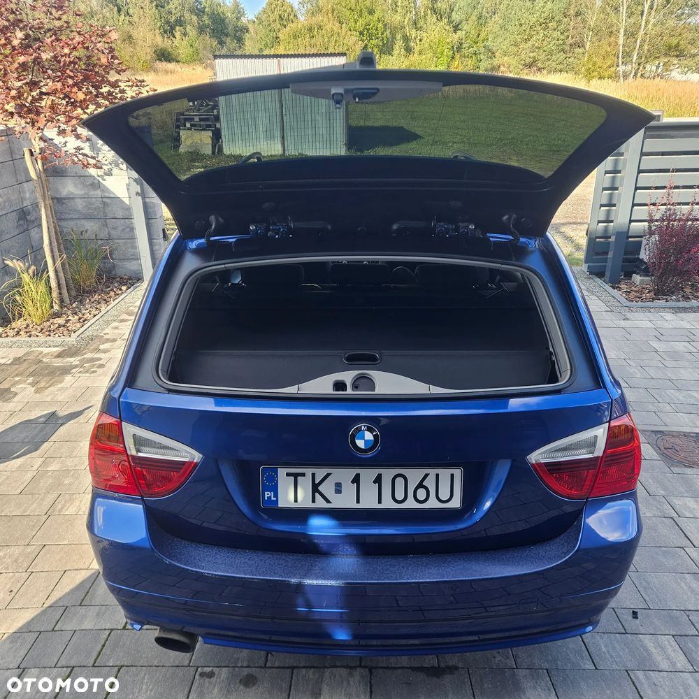 BMW Seria 3 320i - 18