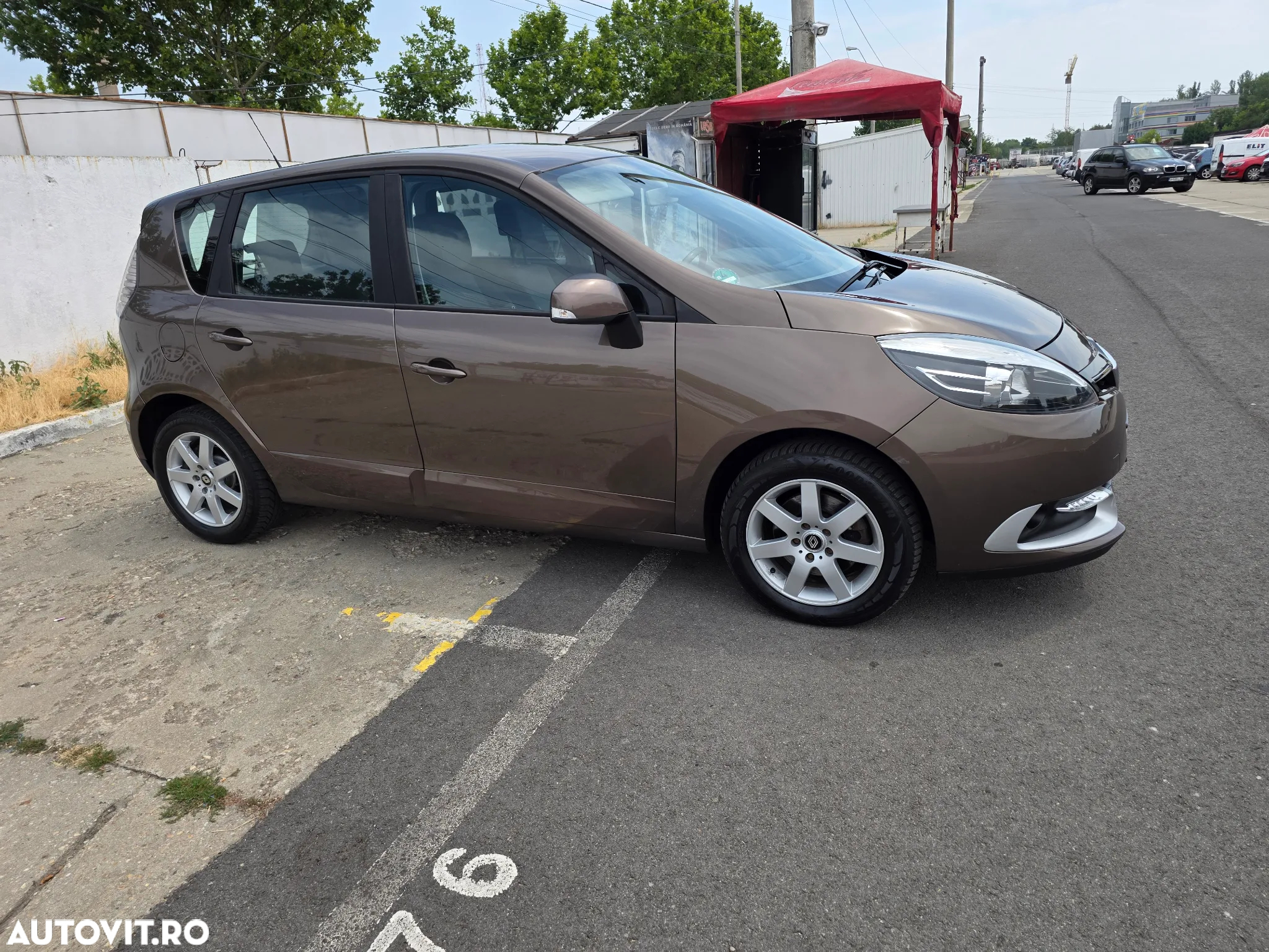 Renault Scenic ENERGY TCe 130 INTENS - 13