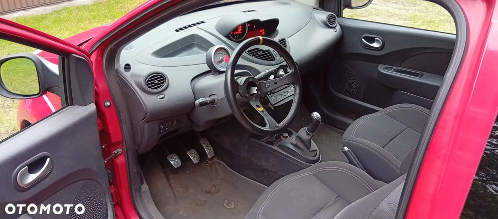 Renault Twingo 1.6 16V RS - 9