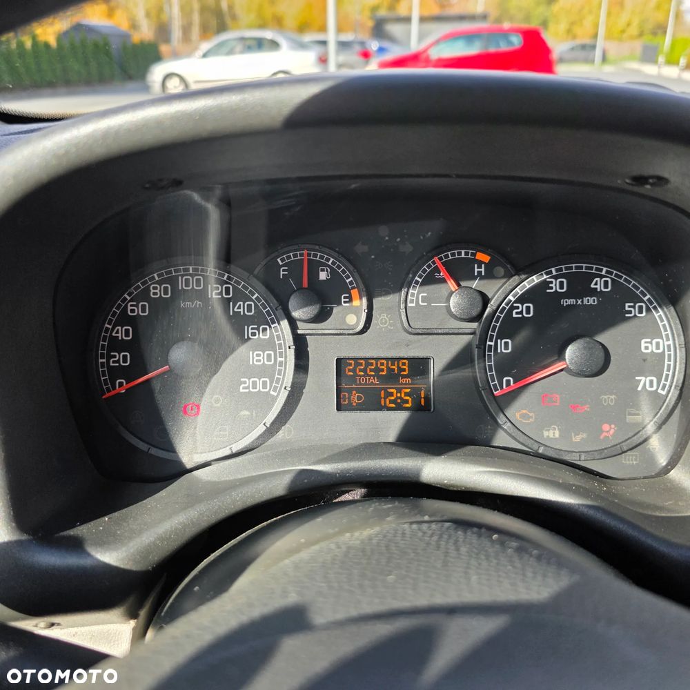 Fiat Punto 1.2 8V - 17