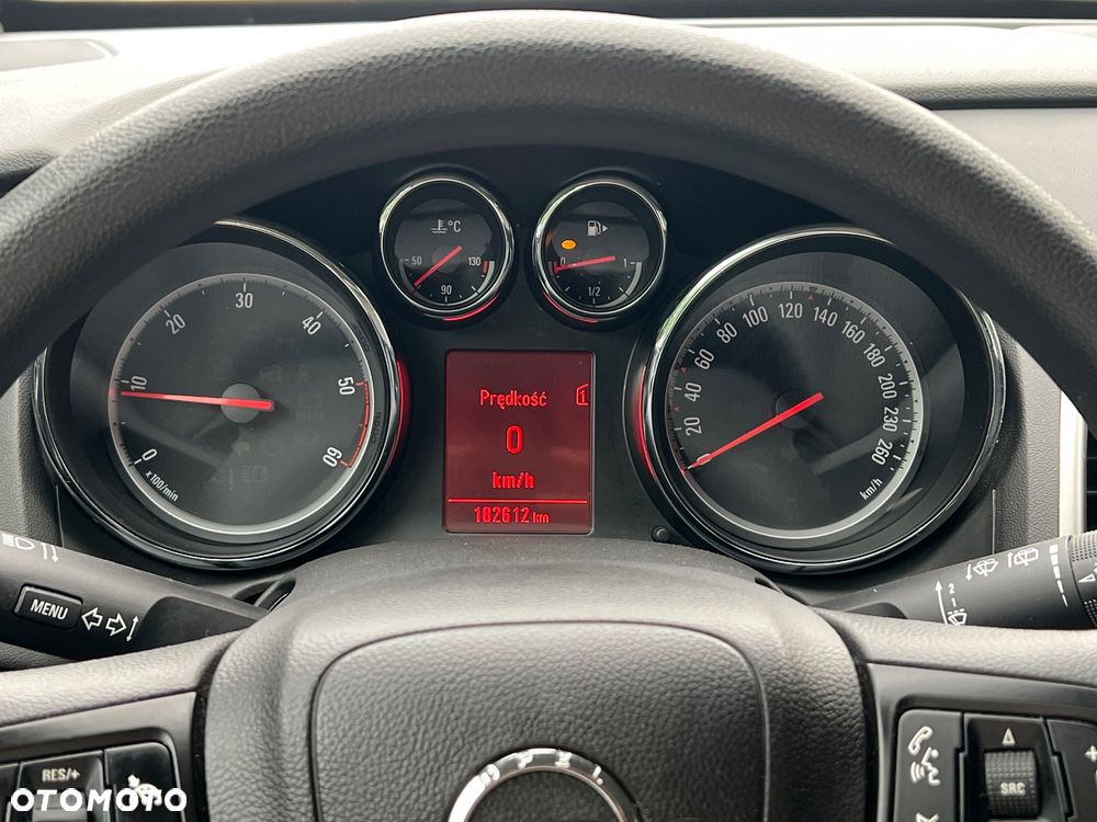 Opel Astra 1.7 CDTI DPF - 8