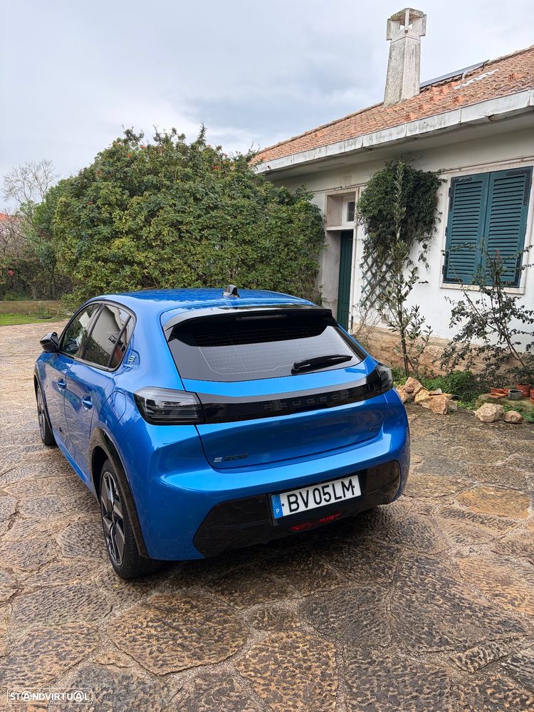 Peugeot e-208 GT - 3