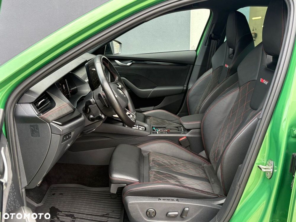 Skoda Octavia 2.0 TSI RS DSG - 11