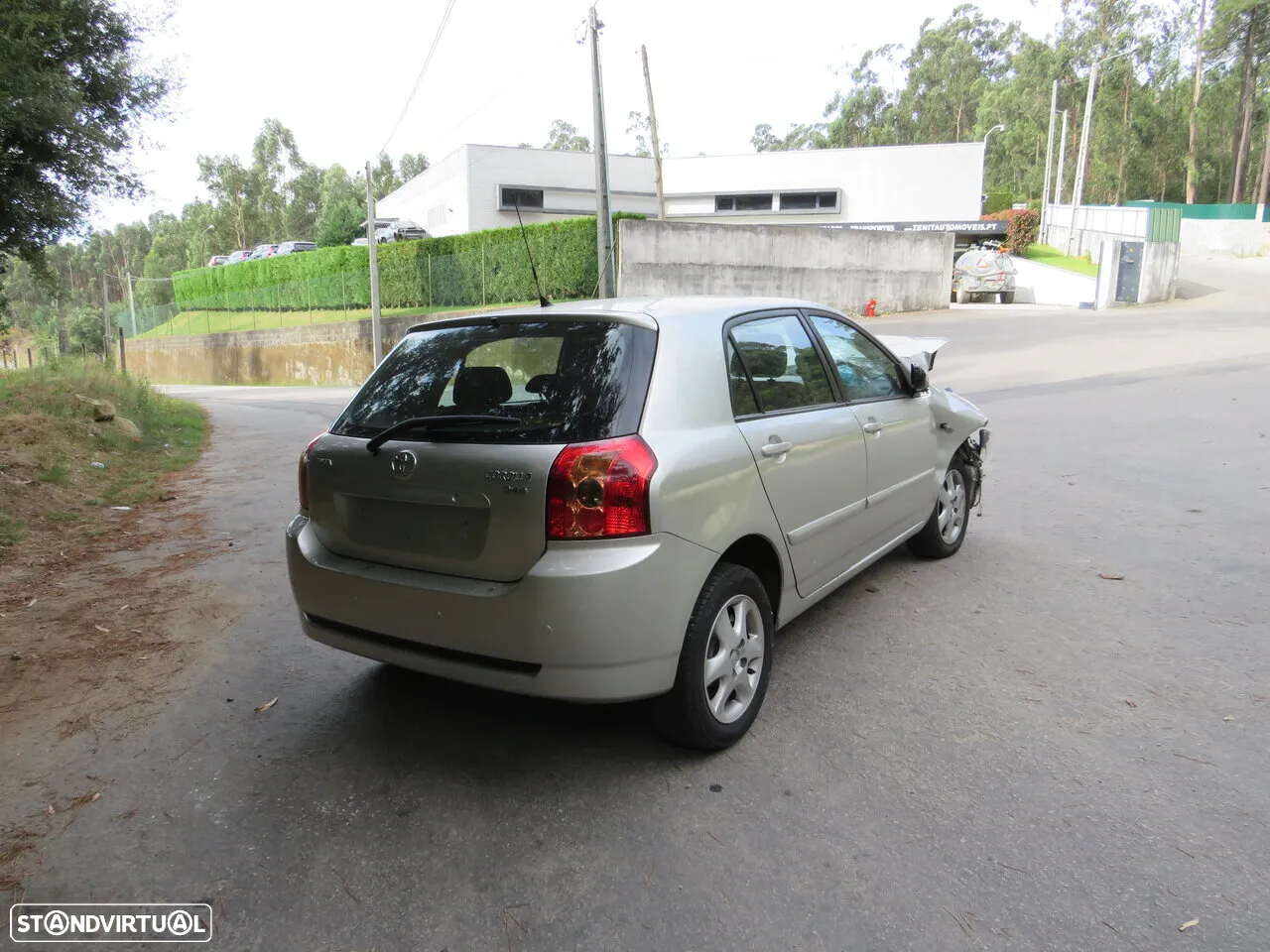Toyota Corolla 1.4  90Cv de 2007 -Peças Usadas  (9410) - 4
