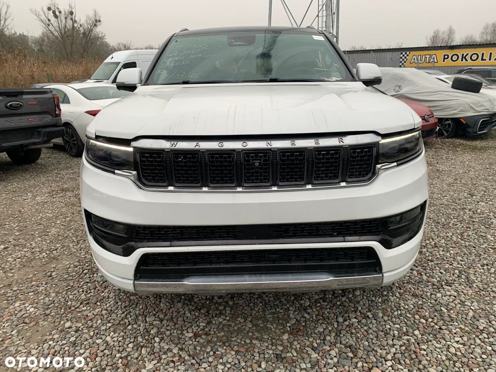 Jeep Grand Wagoneer - 2