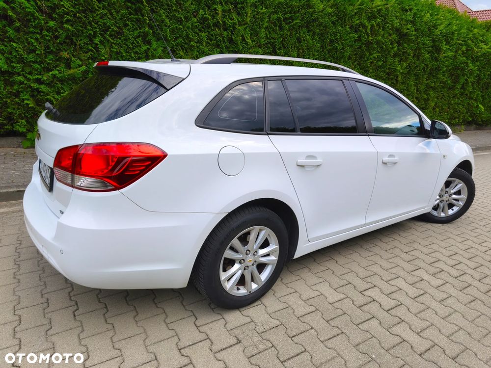 Chevrolet Cruze 1.6 LT - 13