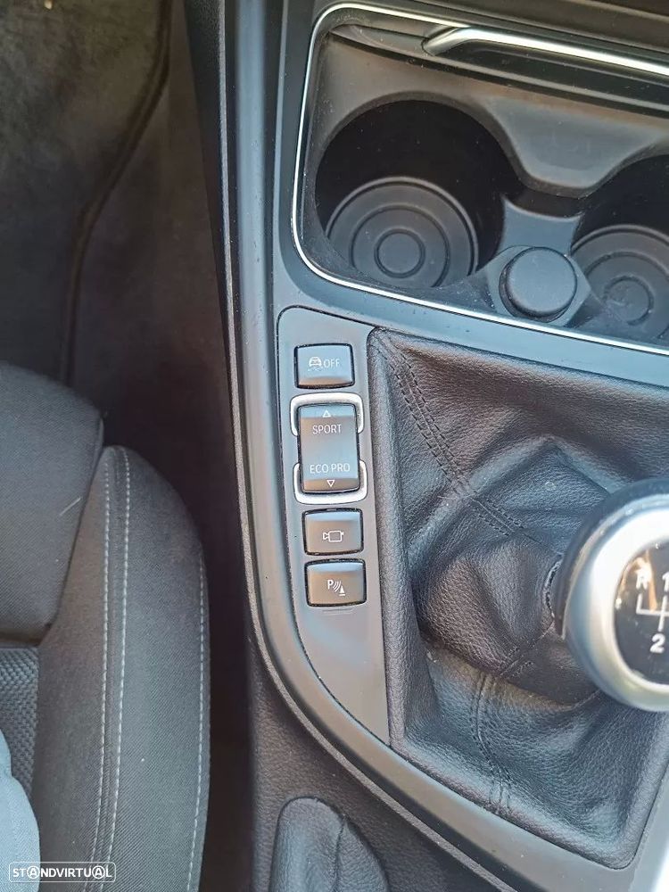 BMW 320 d Edition Luxury Line Purity - 24