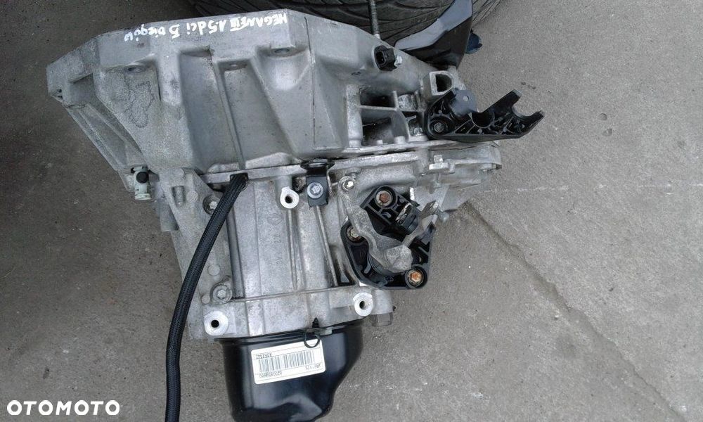 MEGANE III 1.5 DCI SKRZYNIA BIEGOW CEDJRGF8200 - 1