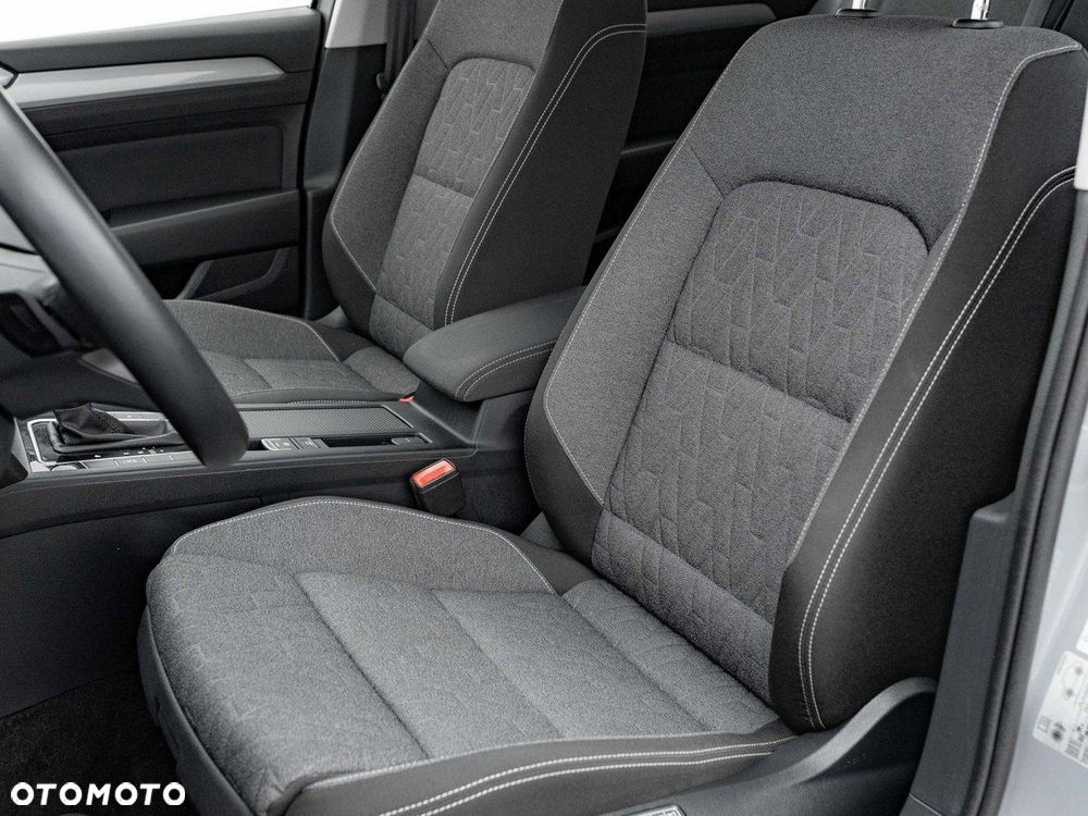 Volkswagen Passat - 13