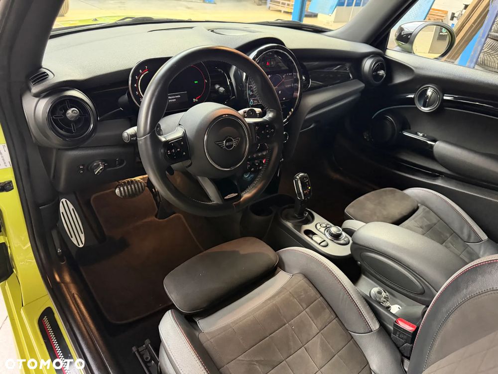 MINI John Cooper Works - 5