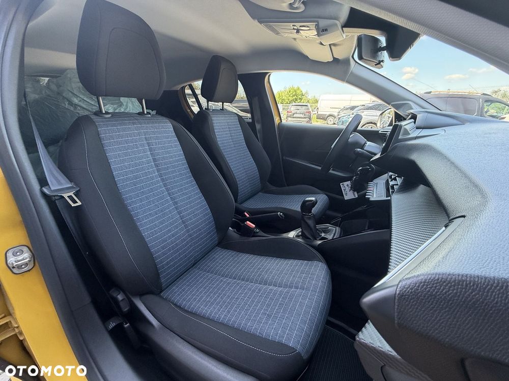 Peugeot 208 - 10