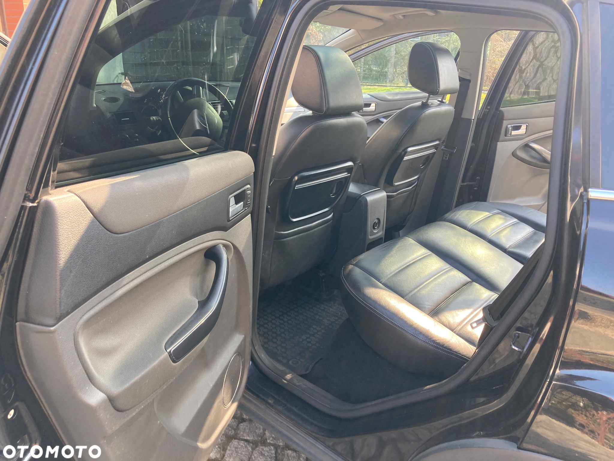 Ford Kuga 2.0 TDCi 4x4 Titanium - 20