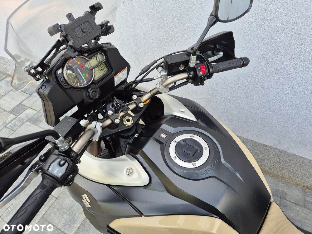 Suzuki V-STROM - 5