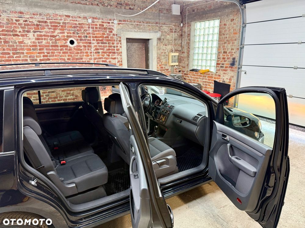 Volkswagen Touran 1.4 TSI Comfortline - 6