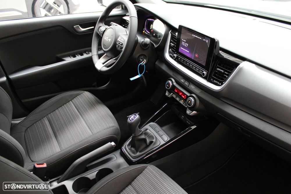 Kia Stonic - 16